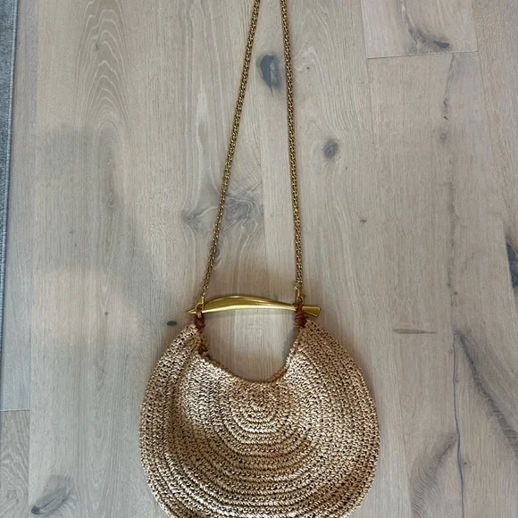 Elegant Tan Woven Bag with Gold Handle - Picture 4 of 8